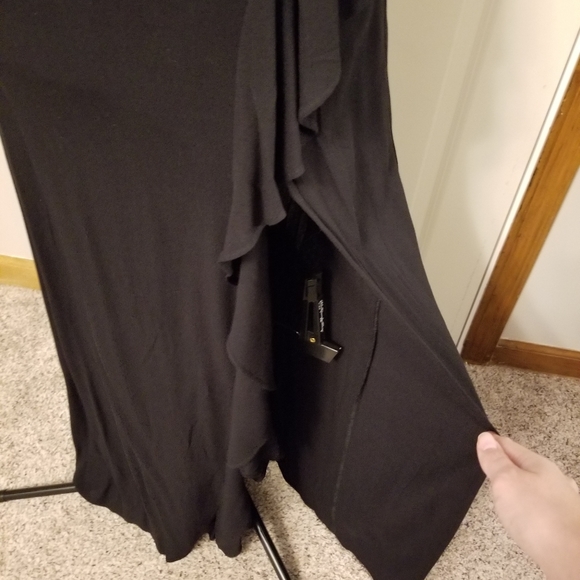 NWT Maxi dress with slit - Picture 2 of 3